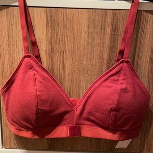 NWT GILLY HICKS BRALETTE
